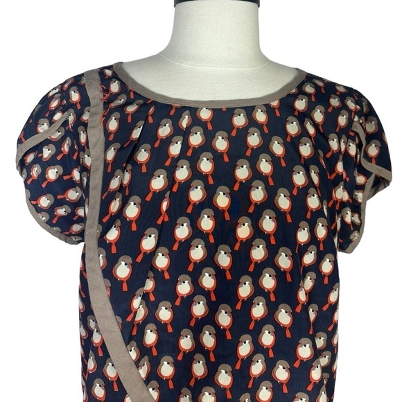 Esley bird pattern print cross over blouse size m - Picture 4 of 7